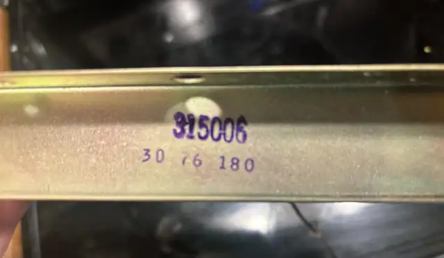 4FB2A1C Reverb Tank (1976) and bag in Amps & Pedals in City of Halifax - Image 3