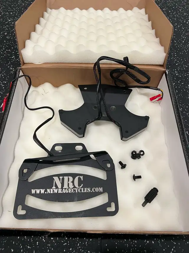 used NRC Tail Tidy or Fender Eliminator - Tuono 660 or RS 660 in Motorcycle Parts & Accessories in Hamilton - Image 2