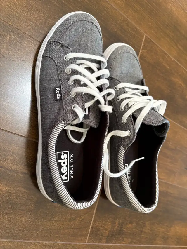 women shoes size 7 in Women's - Shoes in Kitchener / Waterloo - Image 3