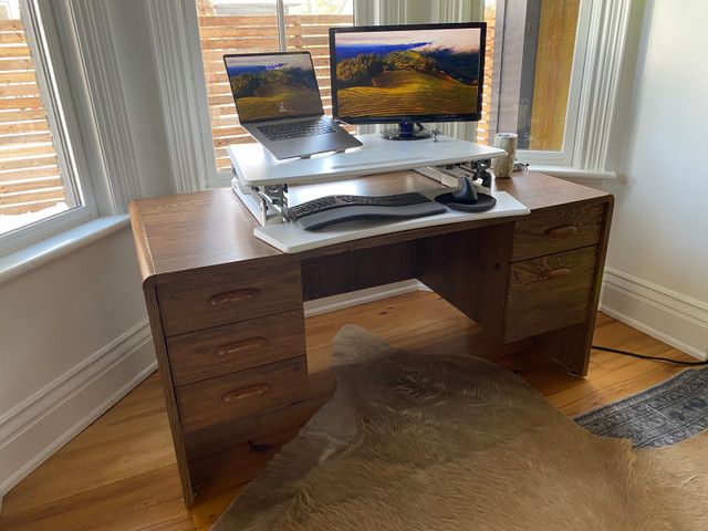 Desk, midcentury look in Desks in Markham / York Region