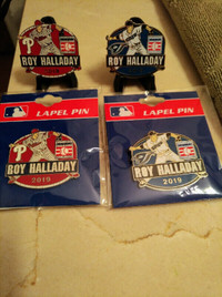 BLOW-OUT More collecti pins - Halladay Instant Coll + Bobblehead