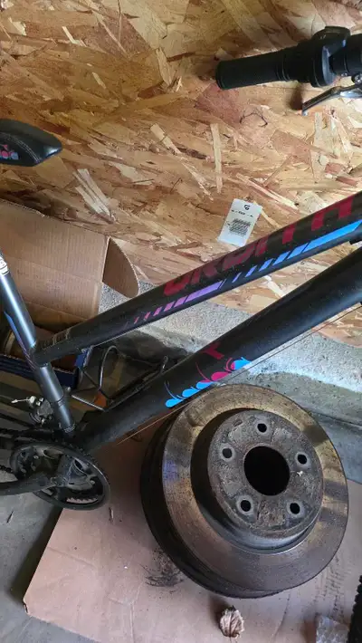 Womens 27.5" bike, View more