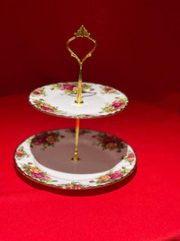 Two tier cake stand Royal Albert Old country Roses Bone China 