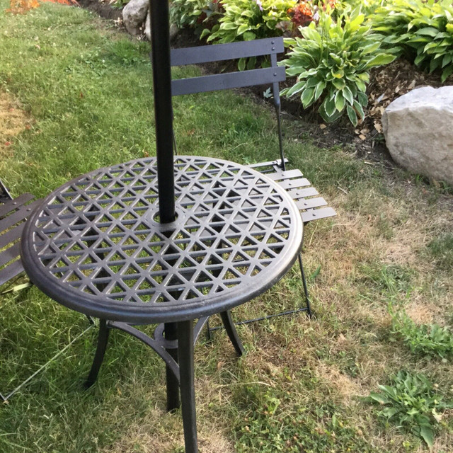 Cast Iron Bistro Set for Patio  in Patio & Garden Furniture in London - Image 4