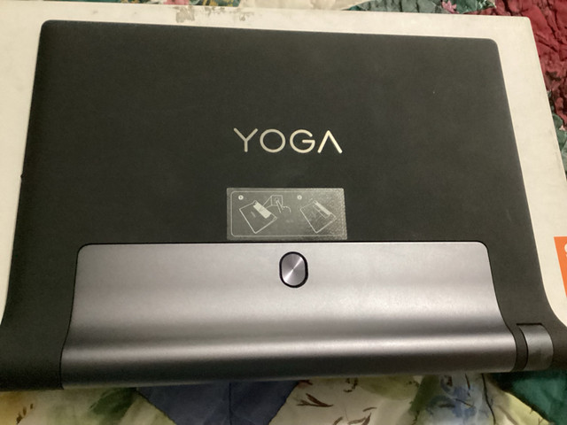Lenovo Yoga Tab 3 in iPads & Tablets in La Ronge - Image 3