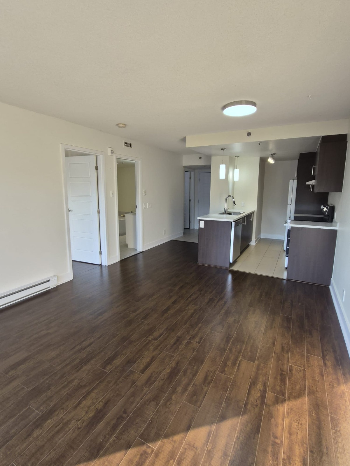 3 1/2 condo à louer à Laval — photo 2