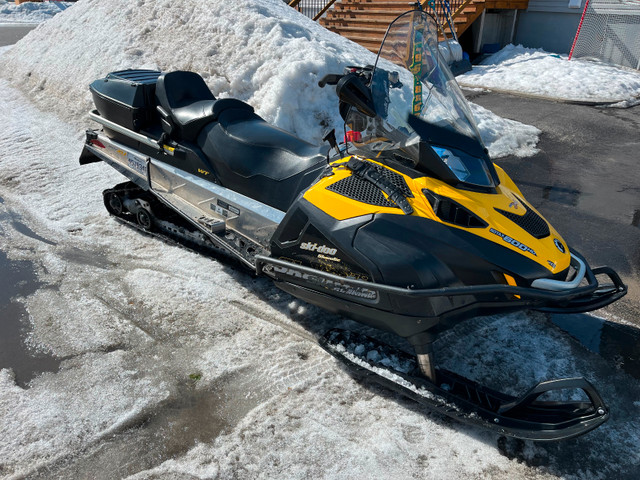 Motoneige BRPSKI DOO SKANDIK 2012600 E -TECHMoteur ROTAX dans Motoneiges  à Sept-Îles