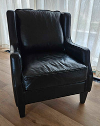 Modern Wingback 100% Portfino Black Leather Chair