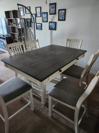 Beautiful Dining room table!!
