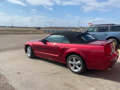 2007 MUSTANG GT/CS CONVERTIBLE 2007 Ford Mustang in immaculate condition. 42000 original kilometres...