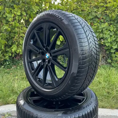 Package Includes: --> 4 Original X5 And X6 20" Wheels (5/112) Very Much Like New --> 4 275/45R20 Pir...