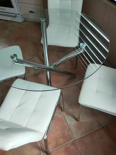 Table de cuisine ronde 5 pièces, View more