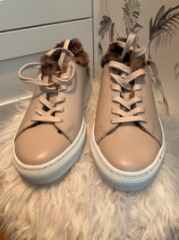 Marc Cain faux fur lined runners