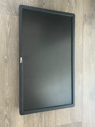 Dell 23" Monitor – Malfunction / For Parts or Repair, View more