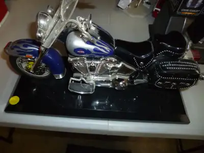 telephone harley davidson, View more