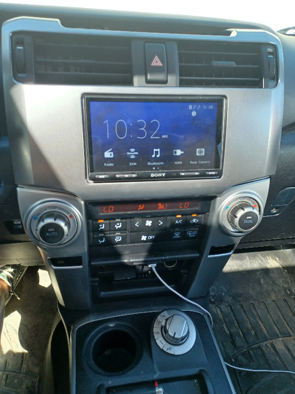 2010 Toyota 4Runner SR5 7 passenger, lift kit, needs nothing in Cars & Trucks in Calgary - Image 3