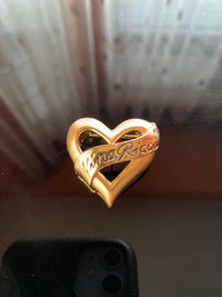 Nina Ricci vintage heart brooch 
