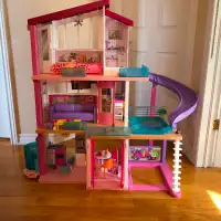 Maison de rêve Barbie / Barbie Dreamhouse