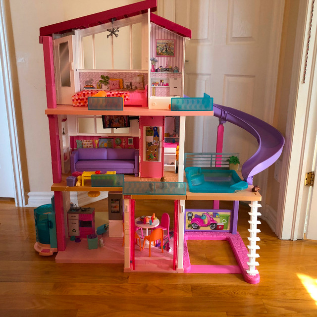 Maison de rêve Barbie / Barbie Dreamhouse dans Jouets et jeux  à Granby