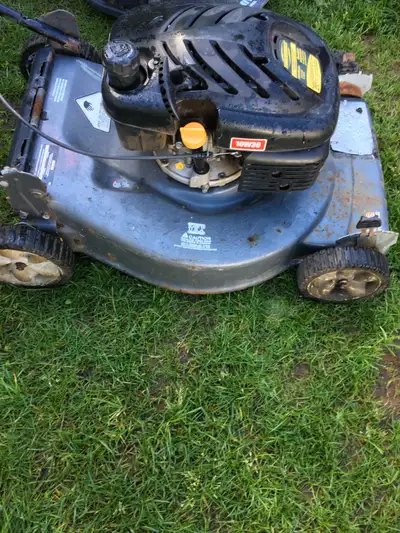 Used Gas Lawn Mower w Mulcher 