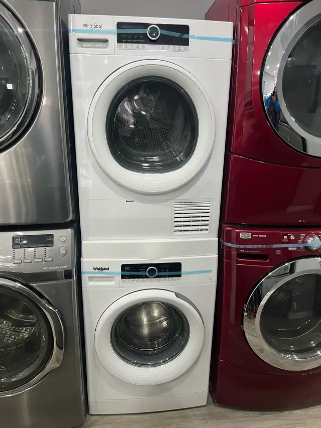 whirlpool 24 w front load washer ventless dryer set  in Washers & Dryers in Oakville / Halton Region - Image 2