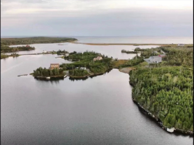4+ acre Ocean view and lake lots in Land for Sale in Dartmouth - Image 3