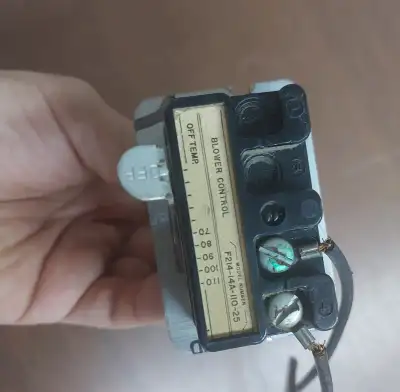 Lennox CAM-STAT F214-12A-120-25 Blower Fan Motor Control, View more