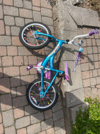 Girls bike - ages 4-6