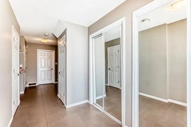 2 Bed 2.5 Bath - Townhouse63235756964355122
