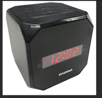 Sylvania Cubed Clock Radio