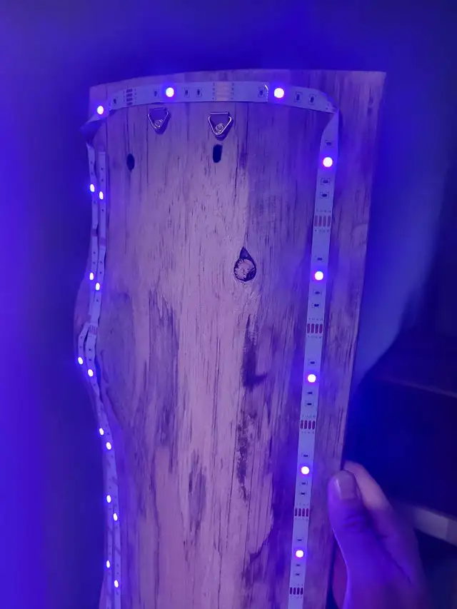 Live Edge Wooden Wall Mounted Jewelry Stand with LED Lights in Home Décor & Accents in Ottawa - Image 6