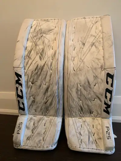 CCM Premier 2.5 Goalie Pads - 33+1, View more
