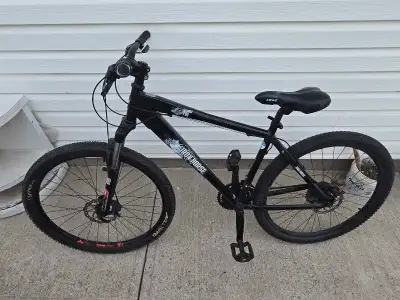 27.5 inch wheels, 18" frame. All tuned and oiled up. No longer need as I've purchased a new one
