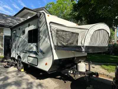 Year: 2017 | Length: 18' 10" | Sleeps: 6–7, GVWR: 3,750 lbs | Dry weight: 2,918 lbs Overview The 16X...