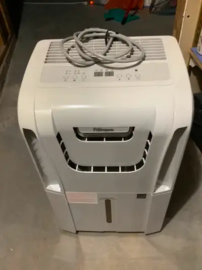 DANBY 60 pint DEHUMIDIFIER (model DDR60A3GP) for parts, View more