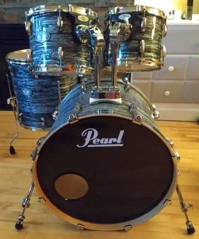Pearl Vision 4 piece Drum Shell + Sensitone Snare, View more