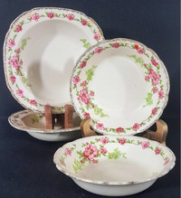 1930's  Meakin 6 Pc- "Rosecliffe"-18K Gold Border Plate Setting