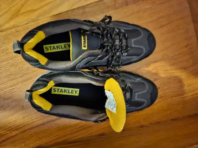 Stanley safety shoes, used once, hard toe, View more
