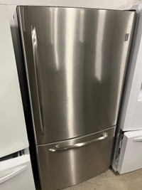 GE profile stainless steel bottom freezer fridge  33” 