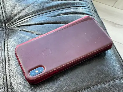 iPhone XS Max 64G with apple Leather flip case, View more