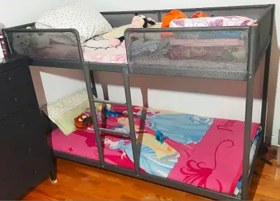 Vend lits superposés Ikea Tuffing 90$, View more