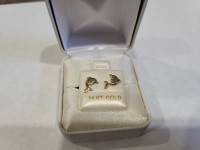 Brand New 14KT Yellow Gold Dolphin Earrings For Sale