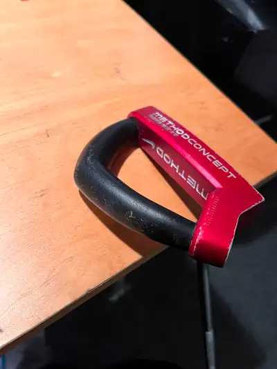NIKE Method Putter Right Handed Steel shaft with Winn grip, View more