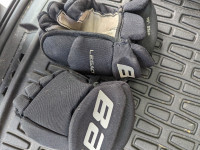 Boys 10" Bauer hockey gloves