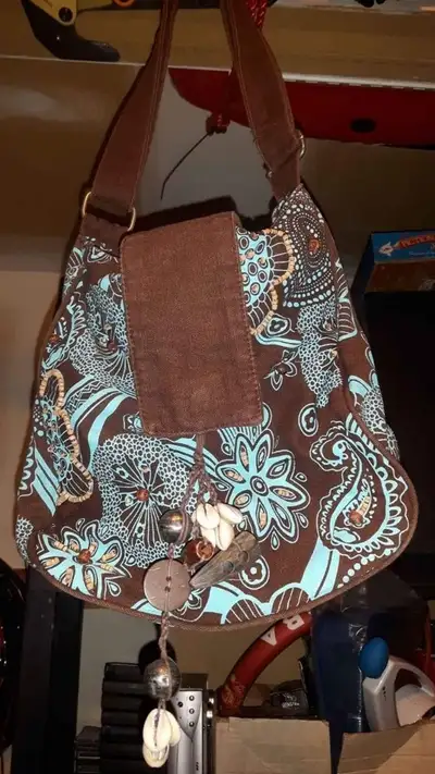 Purse. Great condition, clean. $10, View more