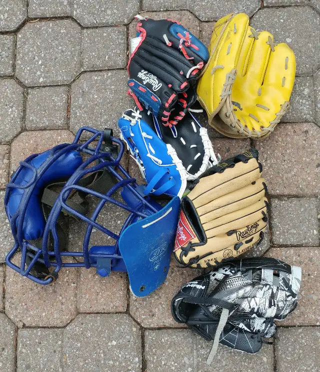Gants de hockey, baseball, soccer, etc in Hockey in Longueuil / South Shore - Image 7