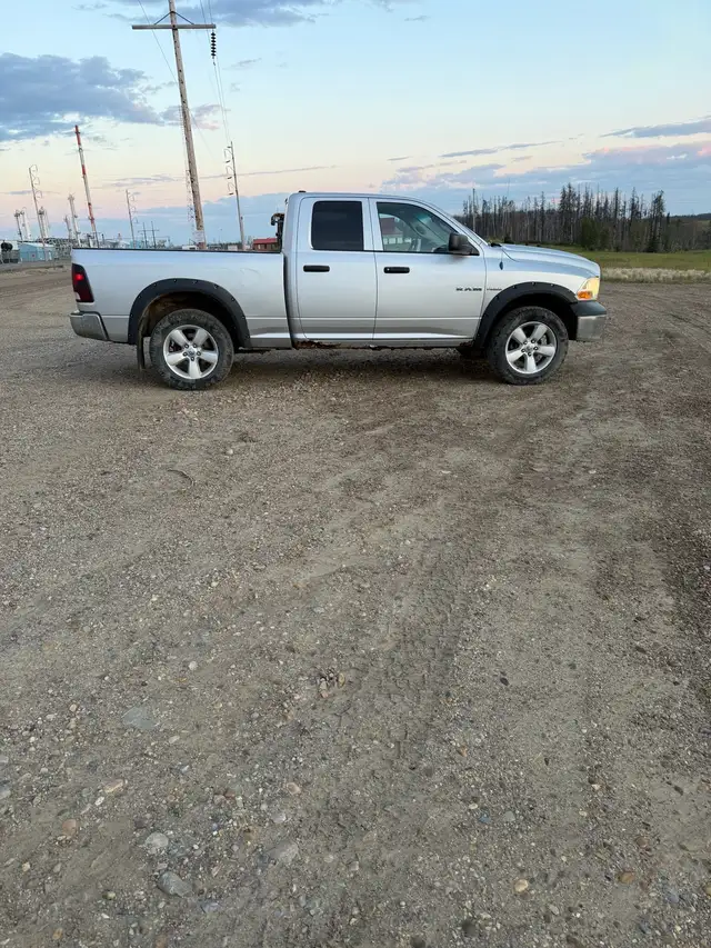 2010 ram 1500539809004368046082
