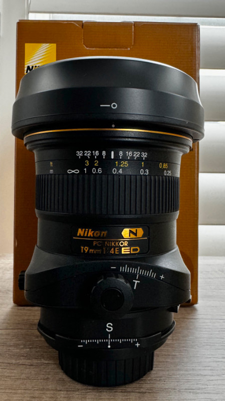 PC NIKKOR 19mm f/4E ED (manual focus) in Cameras & Camcorders in Mississauga / Peel Region - Image 2