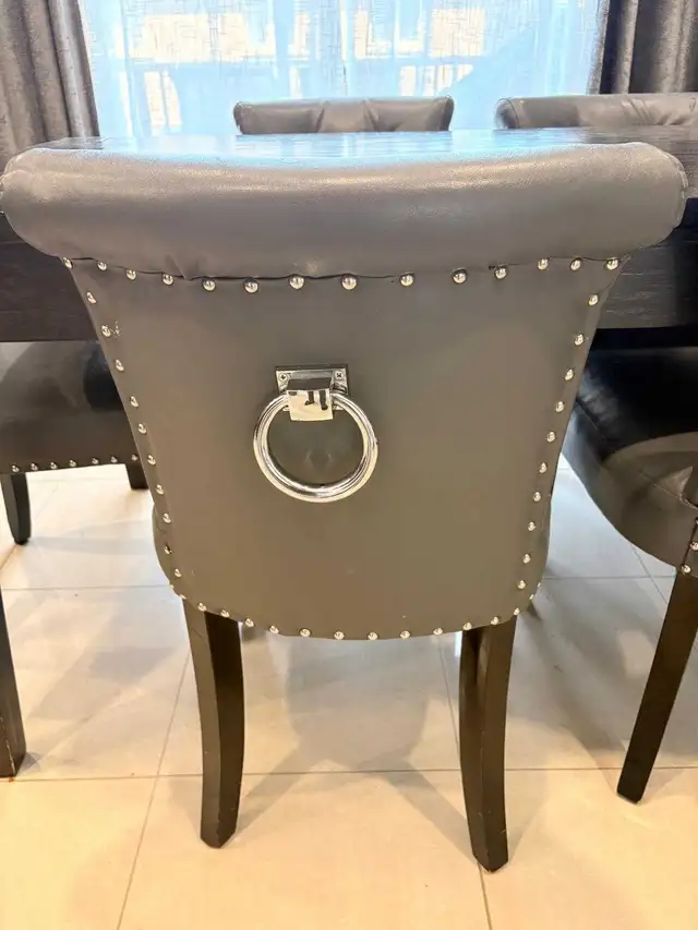 Dining Table Set – Brown Wood Table & 6 Gray Leather Chairs in Dining Tables & Sets in Markham / York Region - Image 4