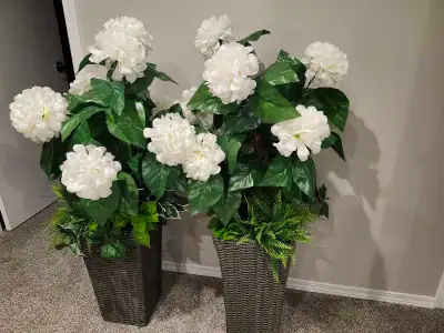 Artificial flower arrangement set, View more